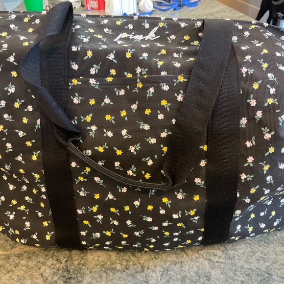 Victoria Secret Overnight Bag - Picture 2 of 6